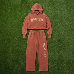 Conjunto de Sudadera con Capucha y Pantalones Deportivos para Mujer, Color Rojo Óxido, Lavado Ácido, Algodón y Felpa, Ropa Deportiva Urbana, Venta al Por Mayor OEM - Product Image 6