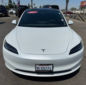 Tesla Model 3 RWD 2024 Usado en Buenas Condiciones, SUV Eléctrico, Asientos de Cuero, Interior Oscuro, Neumáticos R18, ACC, Techo Panorámico, Automático - Product Image 1