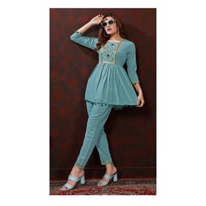 Pantalon Kurtis en coton à la demande avec travail manuel pour vêtements décontractés du fabricant et fournisseur indien - Product Image 1