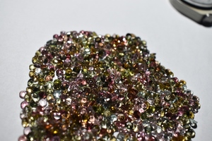 ลูกปัดทัวร์มาลีนเจียระไนแบบเหลี่ยมเพชรพลอยธรรมชาติหรูหราสำหรับสร้อยข้อมือทำด้วยมือ - Product Image 6