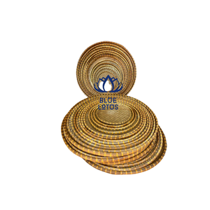 Descubra la elegancia de las bandejas de bambú hechas a mano, donde los materiales sostenibles se combinan con la artesanía y el estilo auténticos. - Product Image 1