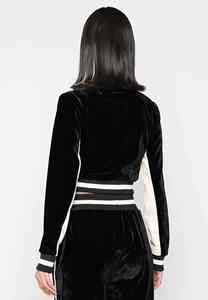 Chándal personalizado de invierno con capucha de terciopelo sólido para mujer, conjunto de 2 piezas de longitud completa con bordado superior para mujer - Product Image 4