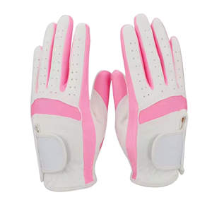 Améliorez votre jeu de golf avec nos gants de golf pour femmes élégants et absorbant la sueur Gants de golf de couleur rose - Product Image 1