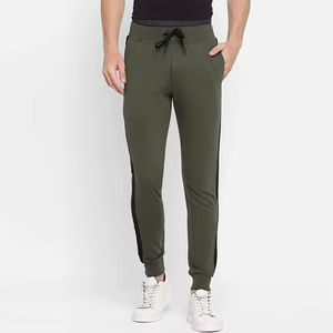 Pantalon de survêtement à rayures réfléchissantes avec ourlet élastique goutte épaule inspiré coupe décontractée respirant confortable décontracté pantalon pour hommes nouveau - Product Image 2