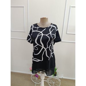 Women's Short-Sleeved Crew Neck Patterned <b>Top</b> Sandy Bottom <b>Tulle</b> Asymmetrical Detail Blouse, 35768 - Black - Product Image 5