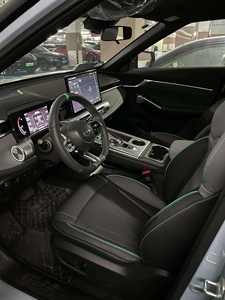 Nuevo SUV Eléctrico 2025 con Autonomía de 601-700 km, Motor de 200-250 kW, Batería de 50-70 kWh y Torque de 100-200 Nm en Japón - Product Image 3