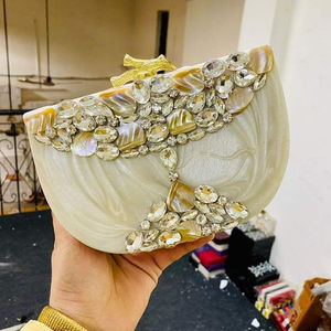 Nuevo bolso de mano de noche de mujer de moda Reactangular elegante hecho a mano de calidad India para ropa de fiesta - Product Image 5