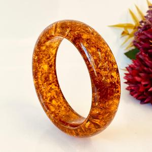Bracelet en ambre cognac fabriqué en ambre baltique naturel 62 mm ; Bracelet en ambre doré couleur cognac - Product Image 2