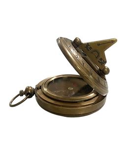 เข็มทิศนาฬิกาแดดแบบกดปุ่ม สไตล์วินเทจ ของตกแต่งสำนักงานแนวทะเล อุปกรณ์ตกแต่งโต๊ะทำงานแบบอินเทอร์แอคทีฟ ทำจากทองเหลืองและแก้ว - Product Image 4