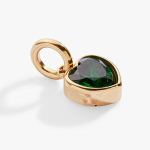 Colgante de Piedra Natalicia Corazón Esmeralda, Gema Verde de Mayo, Chapado en Oro, Joyería Artesanal Delicada para Mujer - Product Image 6