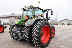 Tracteur Fendt 2023 Vario 720-Tracteur MFWD 200 HP haut de gamme avec transmission Vario, système hydraulique efficace et confort d'utilisation - Product Image 2