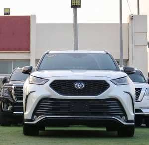 Toyota Highlander XLE SUV 2024 Usado, Volante a la Izquierda, Asientos de Cuero, Diésel, Tracción Total, Control de Crucero Adaptativo, Neumáticos R18, 5 Plazas, Automático, Techo Panorámico - Product Image 1