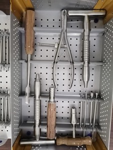 A + Juego de instrumentos ortopédicos y de columna vertebral 50 PCS Juego completo de acero inoxidable con función de extracción de tornillos rotos - Product Image 2