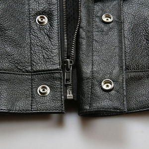Chaleco de Motociclista de Diseño Personalizado Premium para Hombre, de Mezclilla y Cuero, Transpirable, Impermeable, Cortavientos, con Bolsillos para Pistola, para Club de Motociclistas - Product Image 4