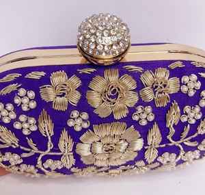 Zardozi-Bolso de mano púrpura, embrague bordado para boda - Product Image 6