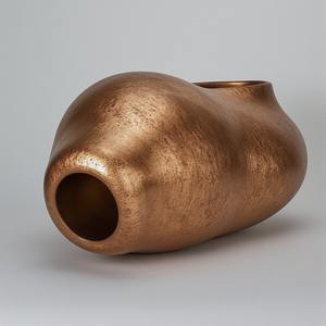 แจกันอลูมิเนียมหรูหราที่มีพื้นผิวทองแดงขัดเงาและรูปทรงเงาที่สง่างามเหมาะสำหรับบ้านระดับไฮเอนด์และการตกแต่งที่ทันสมัย - Product Image 6