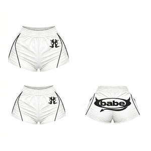 Shorts cortavientos para mujer, 145 GSM, microfibra de poliéster, beige y marrón, panel lateral con estrella, logotipo sublimado, shorts personalizados para mujer - Product Image 2