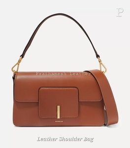 Sac à bandoulière en cuir artisanal cousu à la main détails uniques ton terreux cuir souple appel intemporel conceptions patrimoniales 2025 - Product Image 3