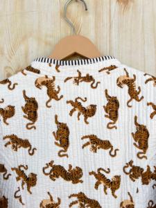 ผ้าห่มผ้าฝ้ายเจอร์ซีย์พิมพ์ลายบล็อกแบบอินเดีย ลายทางสัตว์ โบฮีเมียน ระบายอากาศได้ดี ใช้ได้ทุกฤดู เป็นมิตรกับสิ่งแวดล้อม สำหรับผู้หญิง แบบสองด้าน - Product Image 6