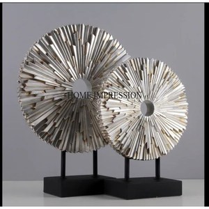 Ensemble de 3 dessous de verre Designer Sculpture décorative pour la maison avec support de base en métal enduit de poudre de couleur noire de l'Inde au prix le plus bas - Product Image 3