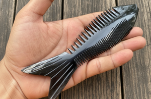 หวีผมทำมือจากเขาควายธรรมชาติ ปลอดสารพิษ ป้องกันไฟฟ้าสถิตย์ ดีไซน์ทันสมัย สำหรับผู้ชายและผู้หญิง - Product Image 6