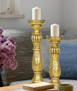 Ensemble de bougeoirs en bois fabriqués à la main avec des finitions dorées Supports de pilier décoratifs pour une décoration intérieure élégante et des accents intérieurs élégants - Product Image 2