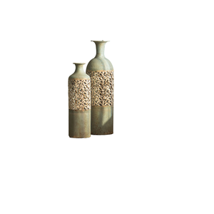 Vases et pots à fleurs en métal poli mat de luxe pour la décoration intérieure, décoration de table, décoration de maison de luxe - Product Image 1