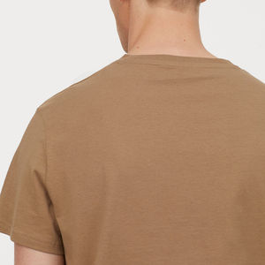 Camisetas Lisas de Algodón 100% de Alta Calidad al por Mayor para Hombre con Opciones de Logotipo, Color y Talla Personalizados - Precio Económico - Product Image 4