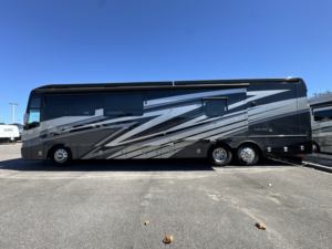 Rebate Price Used 2022 Newmars Ventanas Class Motorhome RVs Campers 4-6 Passengers EURO 5 Emission Spacious Interior Discounted - Product Image 2
