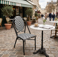 Ensemble de table de bistrot d'extérieur avec chaises confortables et imperméables pour balcon, jardin, salon, chambre, entrepôt
