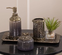 Ensemble d'accessoires de salle de bain design Leaf de luxe avec plateau distributeur de savon en verre dépoli, pot, vaisselle et gobelet