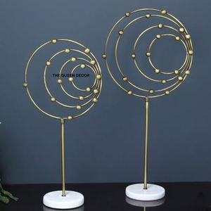 Sculpture verticale décorative de luxe haut de gamme en forme de pomme, ornée de cristaux et de diamants, organisateur de bureau - Product Image 4