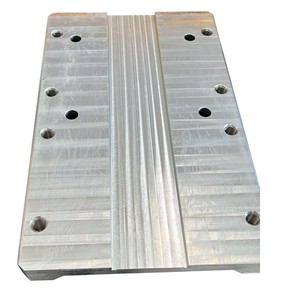 3128094000 3128 0940 00 Plaque de montage, plaque de support, plaque en acier, plaque de base, pièces de rechange pour machines minières, forage de roche - Product Image 1