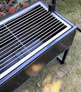 Barbecue de luxe pour l'extérieur, maître de la cuisine |   Fumoir à charbon de bois/gaz de grande capacité avec brûleur latéral et rangement, station de cuisson extérieure robuste - Product Image 3