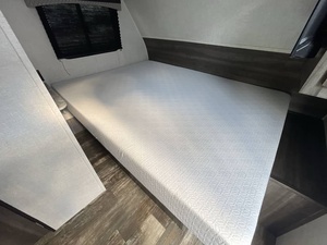Caravane de camping d'occasion Star_craft Au_tumn Ri_dge Out_fitter 171RD 2020 - Product Image 2