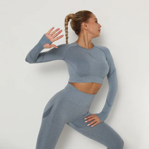 2025 nouvelle Collection femmes Yoga ensemble dans le meilleur prix de gros haut produit tendance tissu doux Yoga ensemble pour femmes - Product Image 6