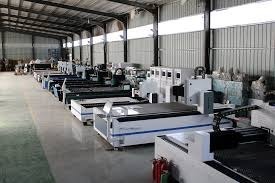 Cortadora láser de fibra CNC de alta precisión 2KW 3KW para metal de aluminio - Product Image 4