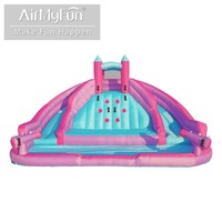 Toboggan aquatique double piste pour 4 enfants avec deux pulvérisateurs d'eau Castillo Inflable Rojos pour jeux aquatiques d'été