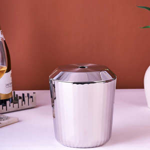 Ce grand seau à glace en métal prêt à l'emploi est parfait pour les événements en plein air, disponible à prix de gros - Product Image 3