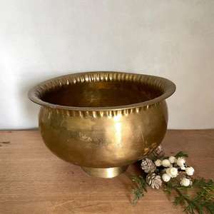 Bol à fruits secs et en laiton doré antique avec support, assiettes et plats décoratifs de table en gros pour les mariages royaux - Product Image 2