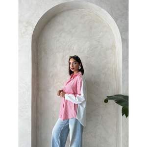 Blusa de voile bordada con lazo frontal para mujer - Product Image 4