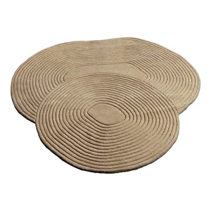 Tapis en laine de luxe moderne fait à la main, design circulaire fendu, tapis tufté à la main, lavable sur mesure pour la maison ou le pique-nique - Product Image 2