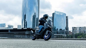 Ventes aux enchères 2025 – Nouveaux scooters NMAX 125 à vendre, origine américaine, haute vitesse, puissance 1001-2000W - Product Image 3