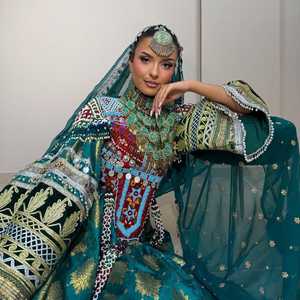 Nouvelle Arrivée Robes de Soirée Bohèmes Vintage en Velours Lourd Brodé pour Femmes, Tenues de Mariage Afghanes et Pakistanaises, Teintes Unies - Product Image 2