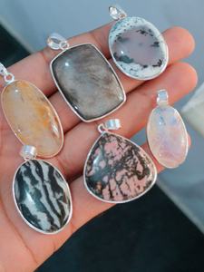 Colgante de Plata de Ley 925, Diseño Original Hecho a Mano, con Múltiples Piedras Preciosas, Elegante Joyería de Plata, Directo de Fábrica, Regalo para Ella - Product Image 3