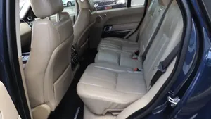 Land Rover Range Rover 2016 d'occasion en excellent état - Product Image 6