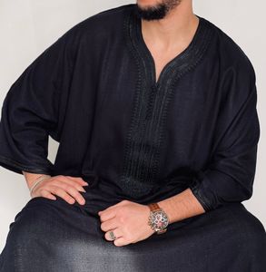 Thobe marocain pour hommes NOUVELLE COLLECTION ! Vêtements de prière en polyester de haute qualité, anti-froissement - Product Image 1