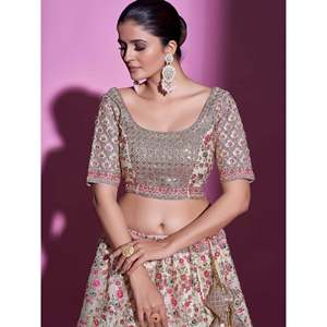 Magnífico Traje de Novia de Lentejuelas Crema con Tela Suave - Lehenga Choli - Product Image 4
