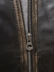 Chaqueta Bomber de Lona Marrón Desgastada Vintage al por Mayor para Hombre, Chaqueta de Invierno con Cuello Alto, Logotipo Frontal Personalizable, Gruesa y Acolchada - Product Image 6