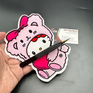 Personnage de dessin animé prix de gros tuile de palette de cils en acrylique avec aimant pour pince à épiler Logo personnalisé pince à cils carreaux de cils - Product Image 5